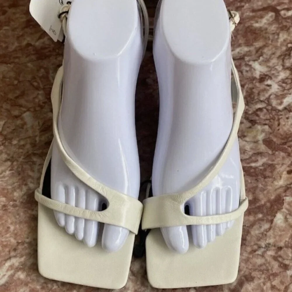 Zara Retro Ivory Strap Square Toe Y2K Heeled Sandal SIZ US 10/EU 41 1313/110/001